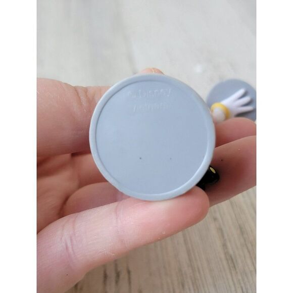 Daisy Duck roller skate waitress toy figure worker essential - Picture 6 of 6